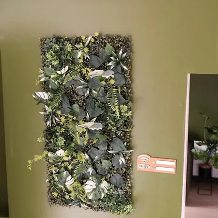 Jungle Avec Jacuzzi Prive & Retro-projecteur