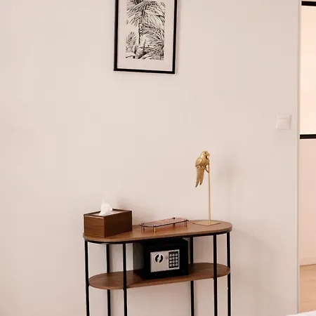 Jungle Avec Jacuzzi Prive & Retro-projecteur Дом отдыха