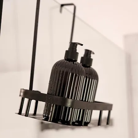 Jungle Avec Jacuzzi Prive & Retro-projecteur Saint-Yzan-de-Soudiac