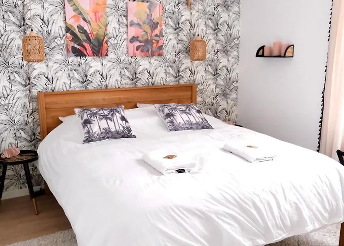 Jungle Avec Jacuzzi Privé Hébergement de vacances