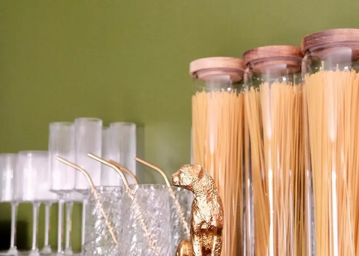 Jungle Avec Jacuzzi Privé * Saint-Yzan-de-Soudiac