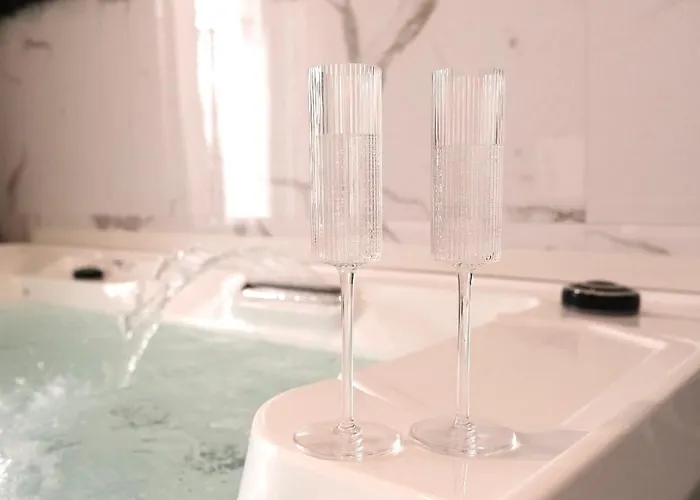 Jungle Avec Jacuzzi Privé Hébergement de vacances