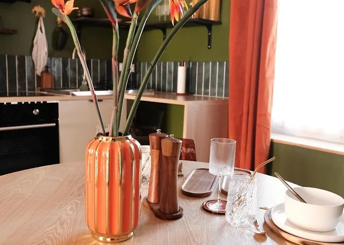 Jungle Avec Jacuzzi Privé * Saint-Yzan-de-Soudiac