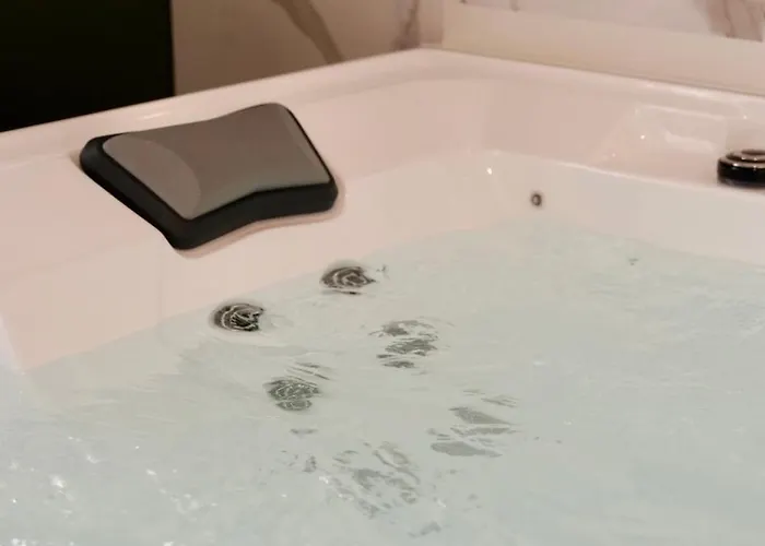 Jungle Avec Jacuzzi Privé Hébergement de vacances